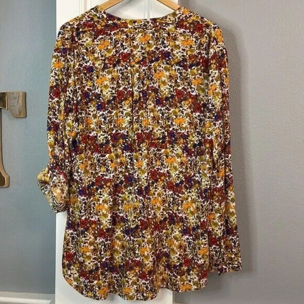 Kut From The‎ Kloth Floral Blouse - Button Front, Long Sleeves, Size XL - Picture 6 of 10